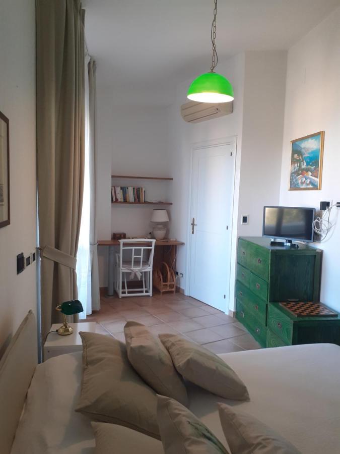 סוברטו מרינה Velalatina Residence B&B Soverato - Camera Maestrale & Camera Tramontana מראה חיצוני תמונה