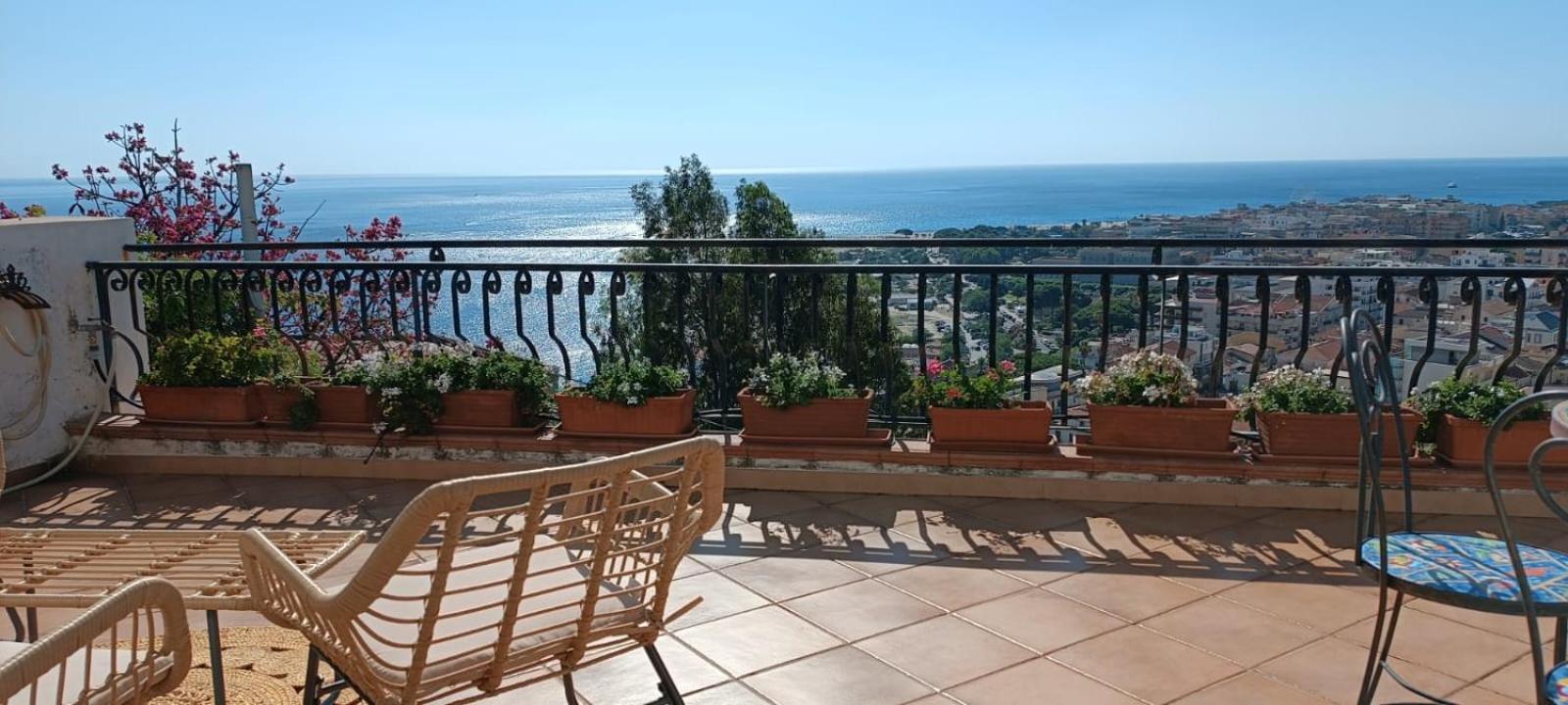 סוברטו מרינה Velalatina Residence B&B Soverato - Camera Maestrale & Camera Tramontana מראה חיצוני תמונה