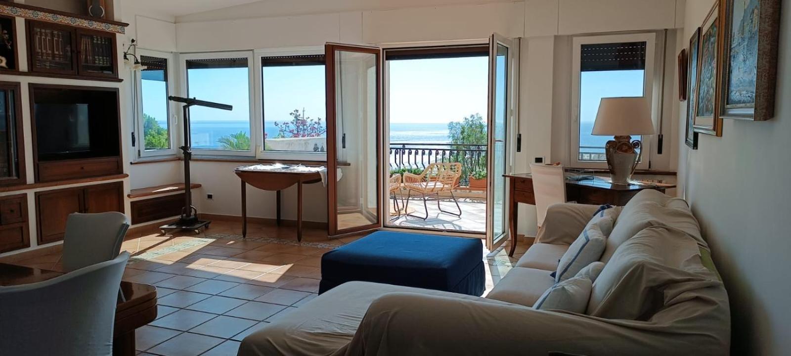 סוברטו מרינה Velalatina Residence B&B Soverato - Camera Maestrale & Camera Tramontana מראה חיצוני תמונה